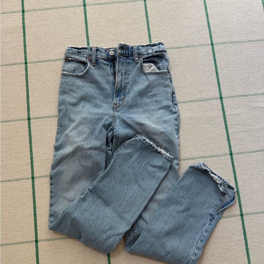 Abercrombie & Fitch Women’s ’90s Straight Ultra High Rise Jeans 26 ankle Slits